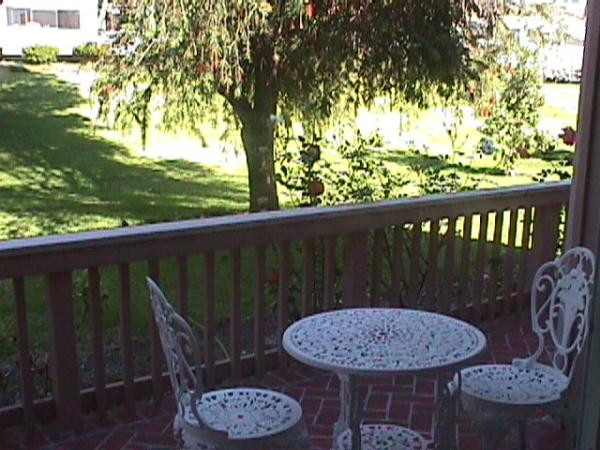 Patio Off 