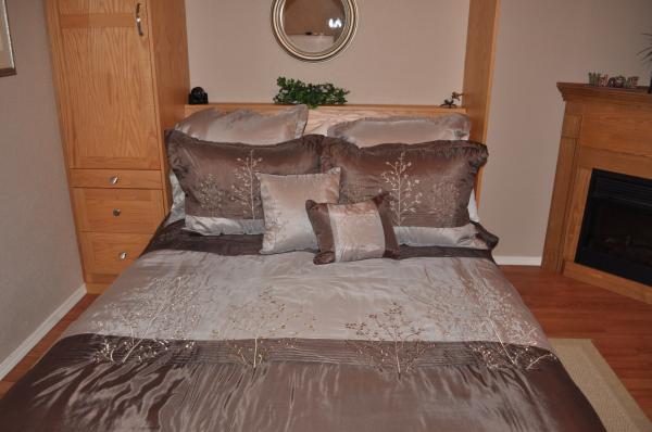 Another View of Queen bed