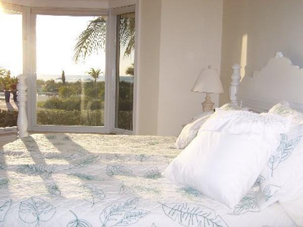 Providenciales, Caicos Islands, Vacation Rental Condo