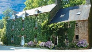 Plouguenast, Brittany, Vacation Rental Villa
