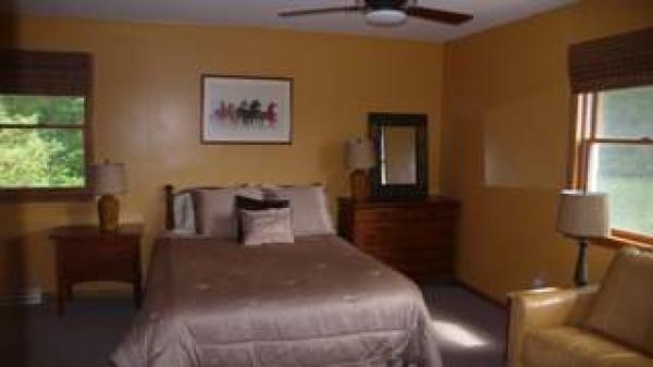 Bedroom 2 - queen bed and queen pull out couch