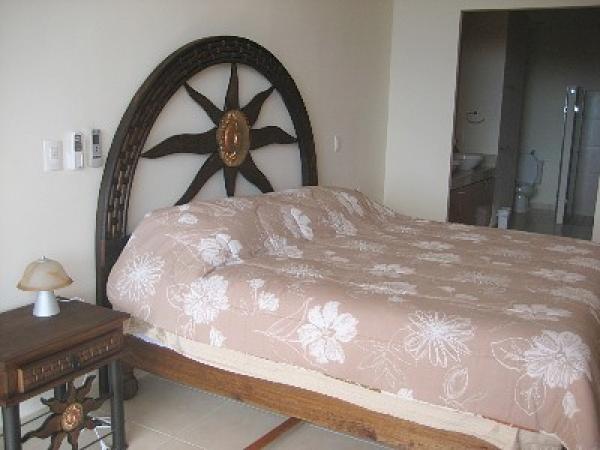 Master Bedroom - King Bed, Ocean View & Balcony