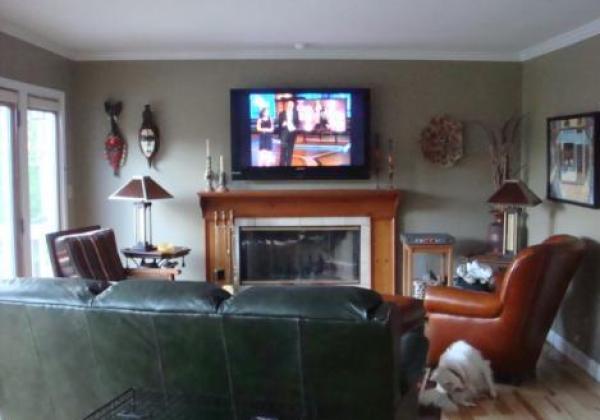 Living Room with Fireplace