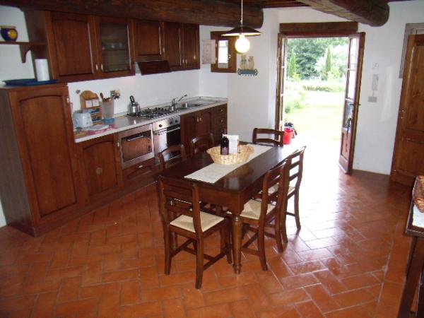 Cottage kitchen detail