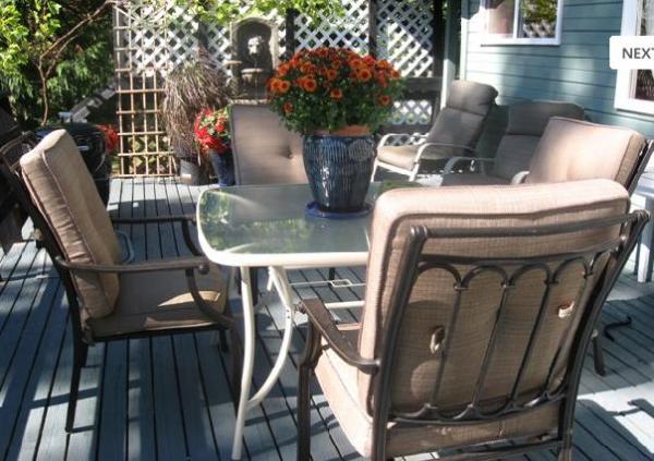 Sitting Area