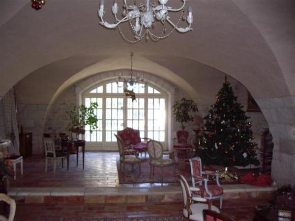 Jonquières-Saint Vincent, Languedoc-Roussillon, Vacation Rental Farmhouse