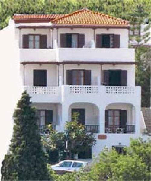 Batsi, Cyclades Islands, Vacation Rental Apartment