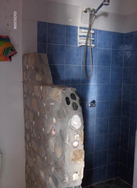 Shower in Azul suite