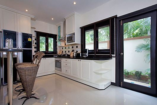 Pratumnak Hill Luxury Villa Rentals