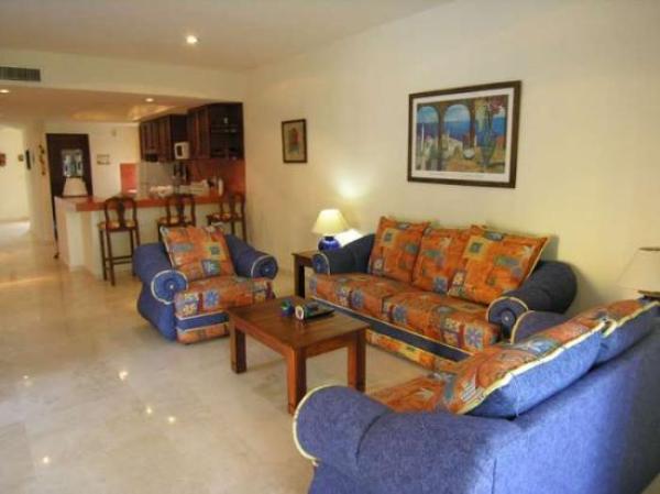Another View of Livingroom 