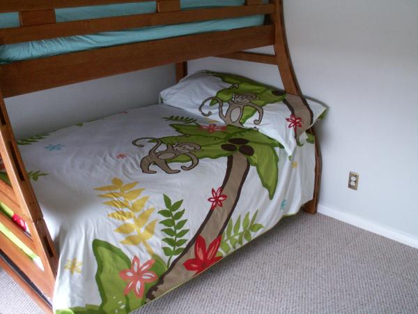 Bdrm/ Bunk over Dble with pull out Trundle  