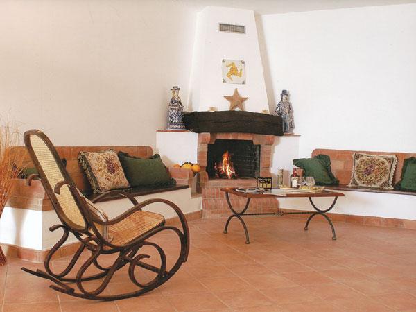 Air Conditioned Home with Working Fireplace