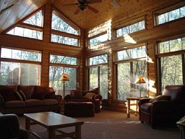 Main gathering room mid-level with access to large