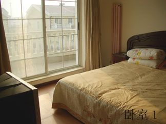 Beijing vacation rental bedroom 1