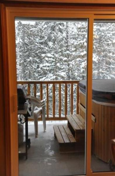 Hot Tub in Balcony