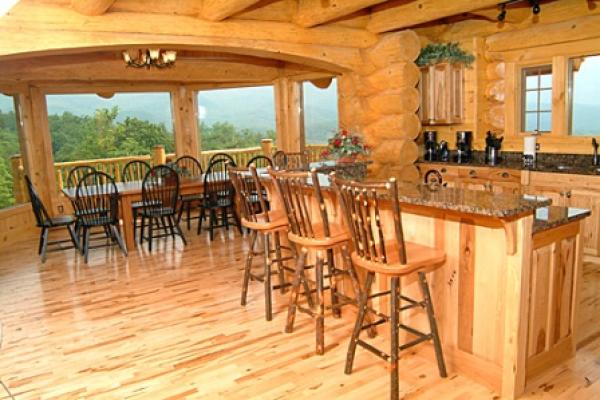 Dining Area and Bar 