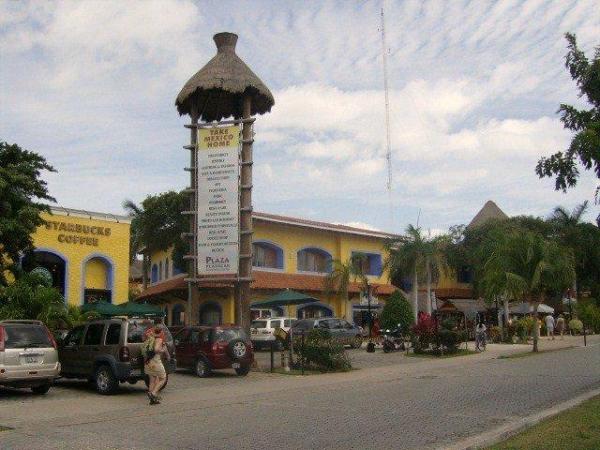 Plaza Playacar