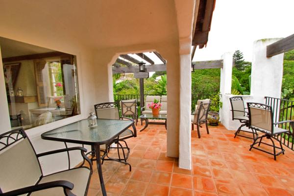 Upstairs balcony