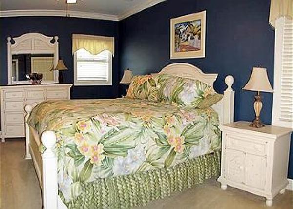 Master Bedroom 1 with A King