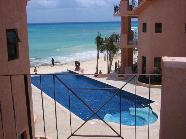 Oean and pool view from balcony