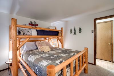 Bedroom with Twin over Queen Bunk Bed