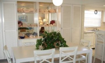 Holmes Beach, Florida, Vacation Rental Condo