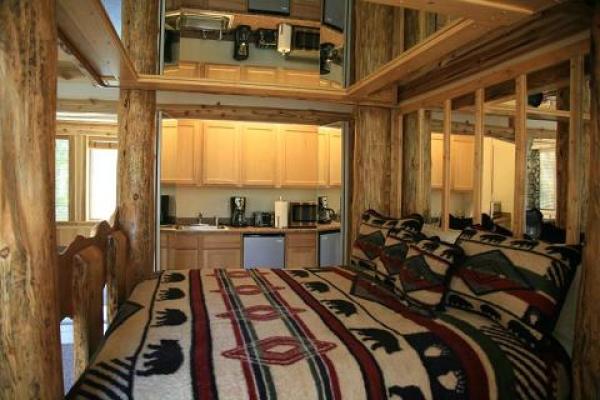 Suite & Kitchen