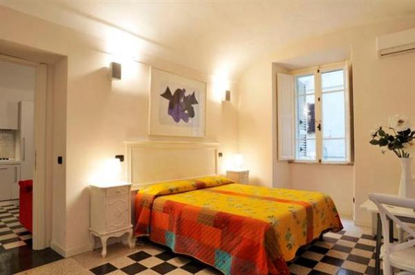 Room White