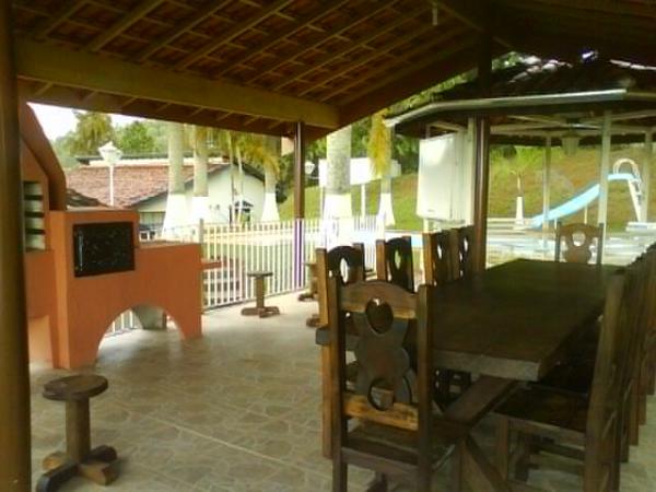 Outer Dining Area