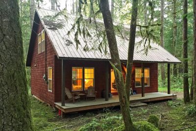 Glacier, Washington, Vacation Rental Cabin