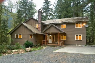 Mt Baker Lodging