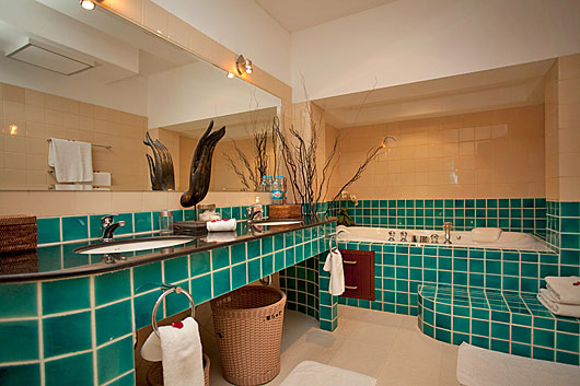 Kata 4 Bedroom Vacation Villa