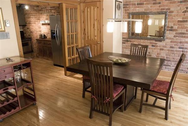 Another Dining View
