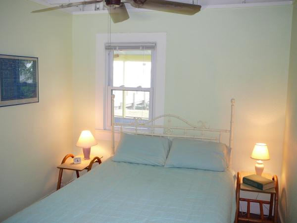 End Cottage Bed room