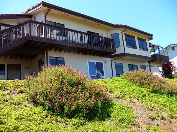 Back of house overlooking the ocean