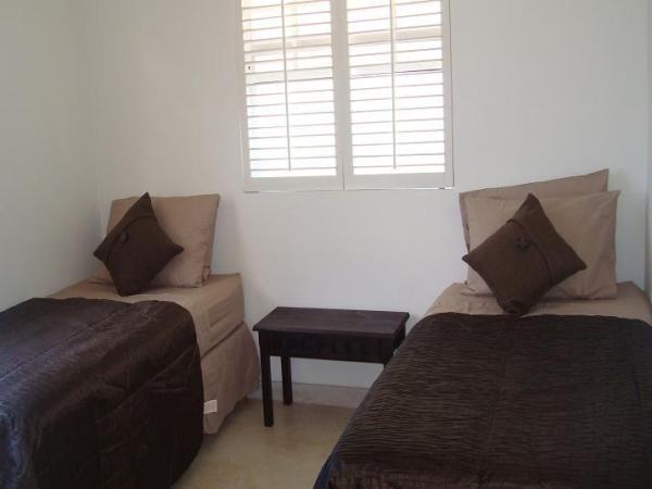 Twin Bedroom