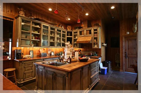 Gourmet Kitchen