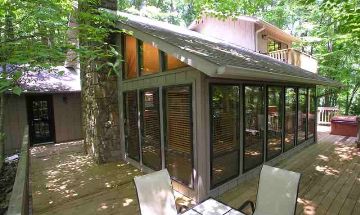 Gatlinburg, Tennessee, Vacation Rental Cabin