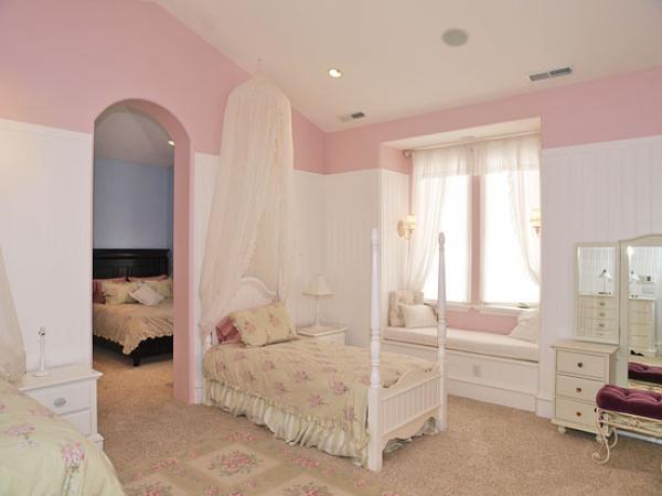 Adorable Princess Suite