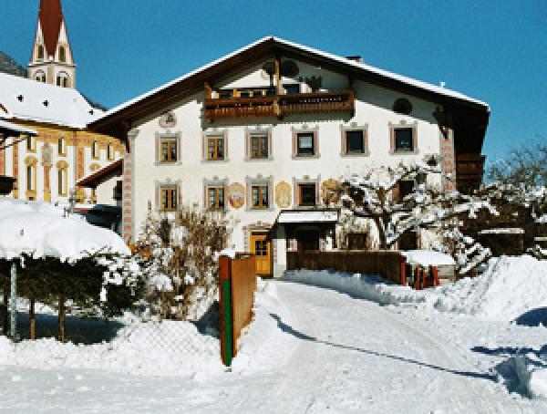 House winter view