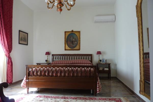 room Clara