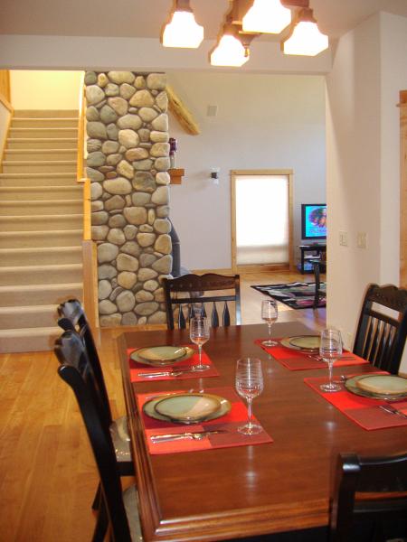 Great dining room with french doors to deck
