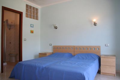 Bedroom with ensuite