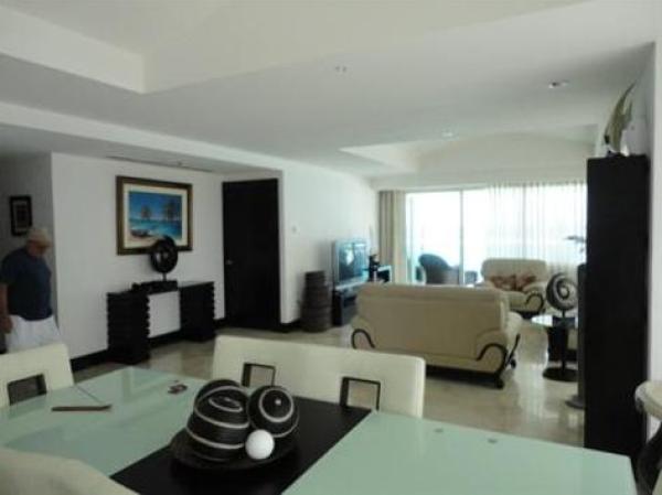 Living and Dining Room