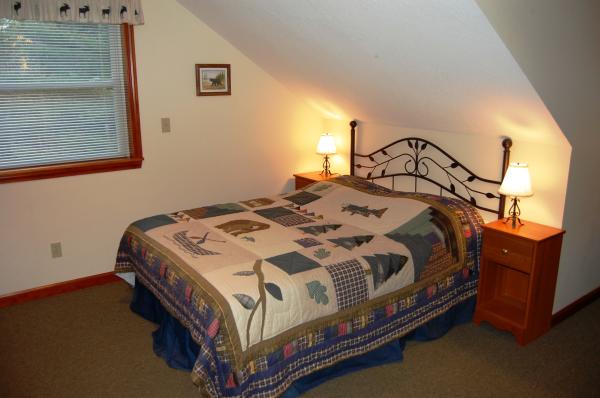 Loft Suite - 1 Queen + 2 Double + Bunks 