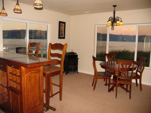 Wet Bar