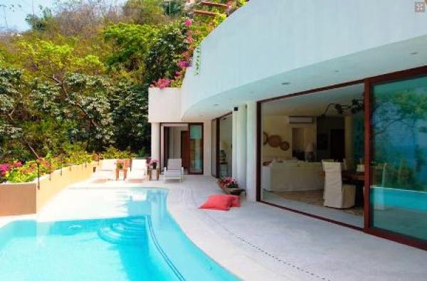 Pool terrace