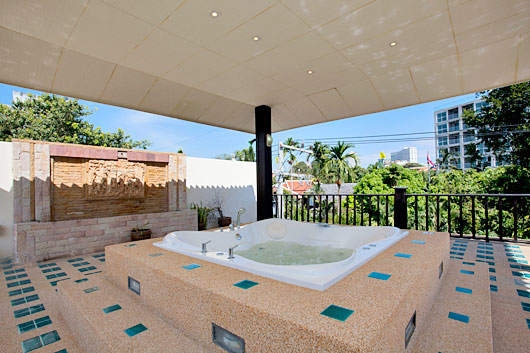 Pratumnak Hill Villa Rentals