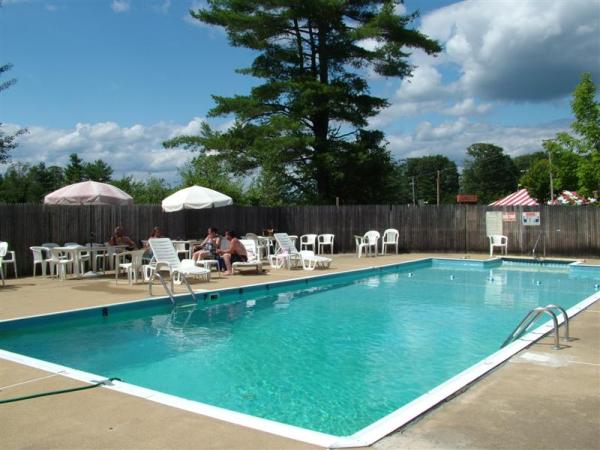 Weirs Beach, New Hampshire, Vacation Rental Condo