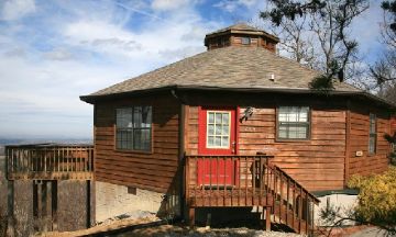 Pigeon Forge, Tennessee, Vacation Rental Cabin